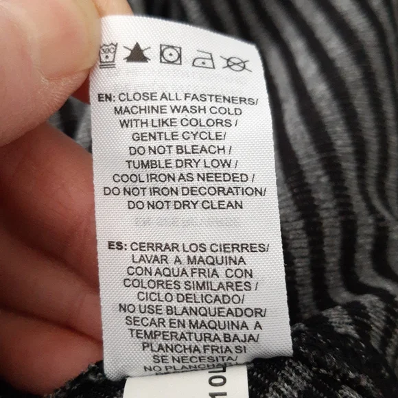 Head Sweater - Picture 6 of 8